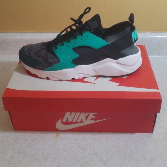 Nike Other - Nike Air Huarache run ultra mens size 12